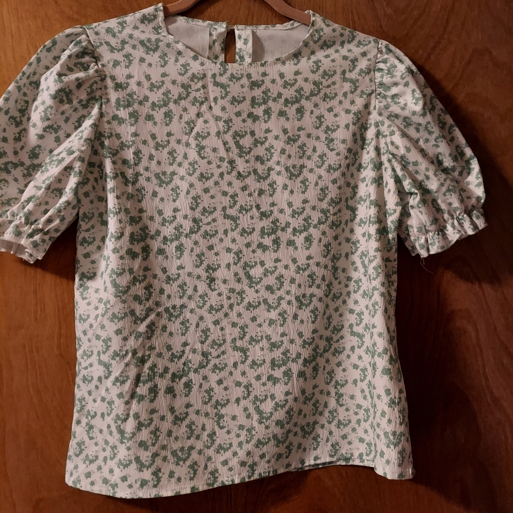 Floral Green Top